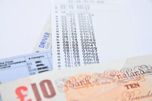 Bollo auto 2026: mappa delle 5 regioni senza tassa per over 70.